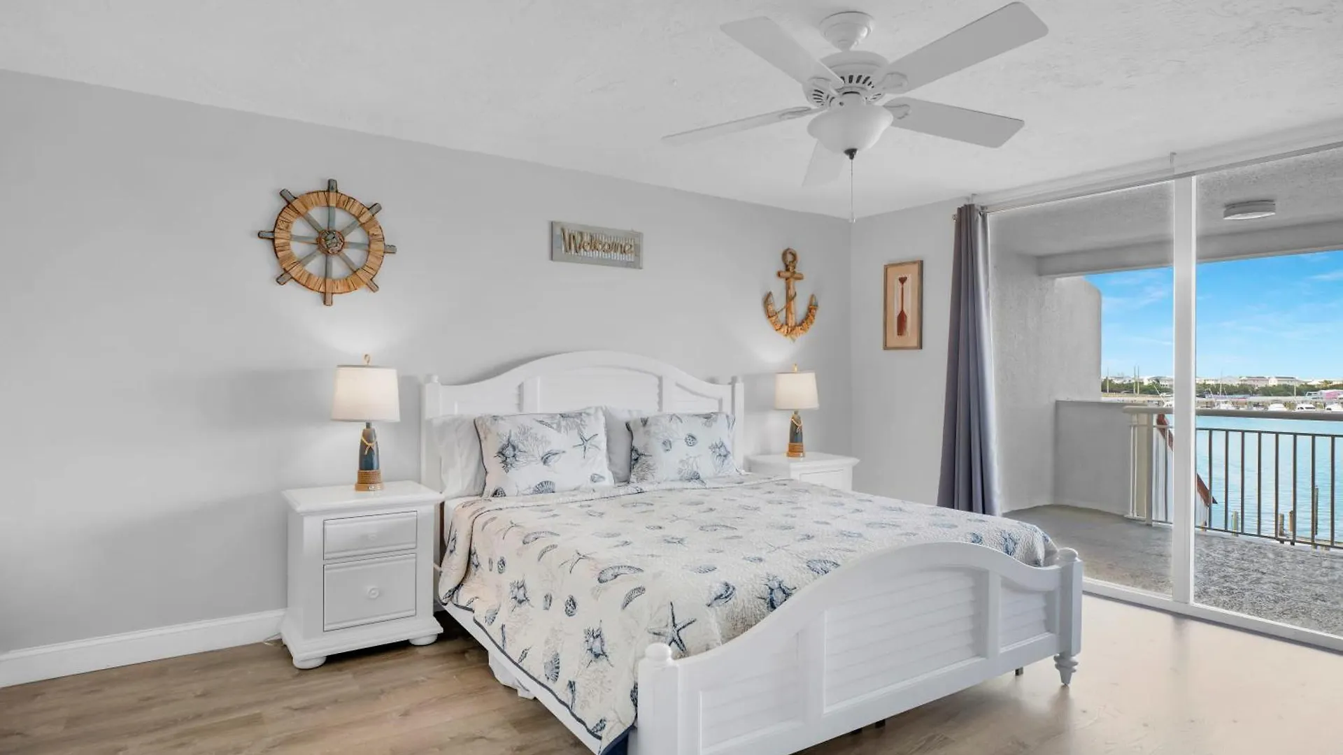 Florida - Spacious Updated Waterfront Condo 2X2 Pool Dock Key West 0*,