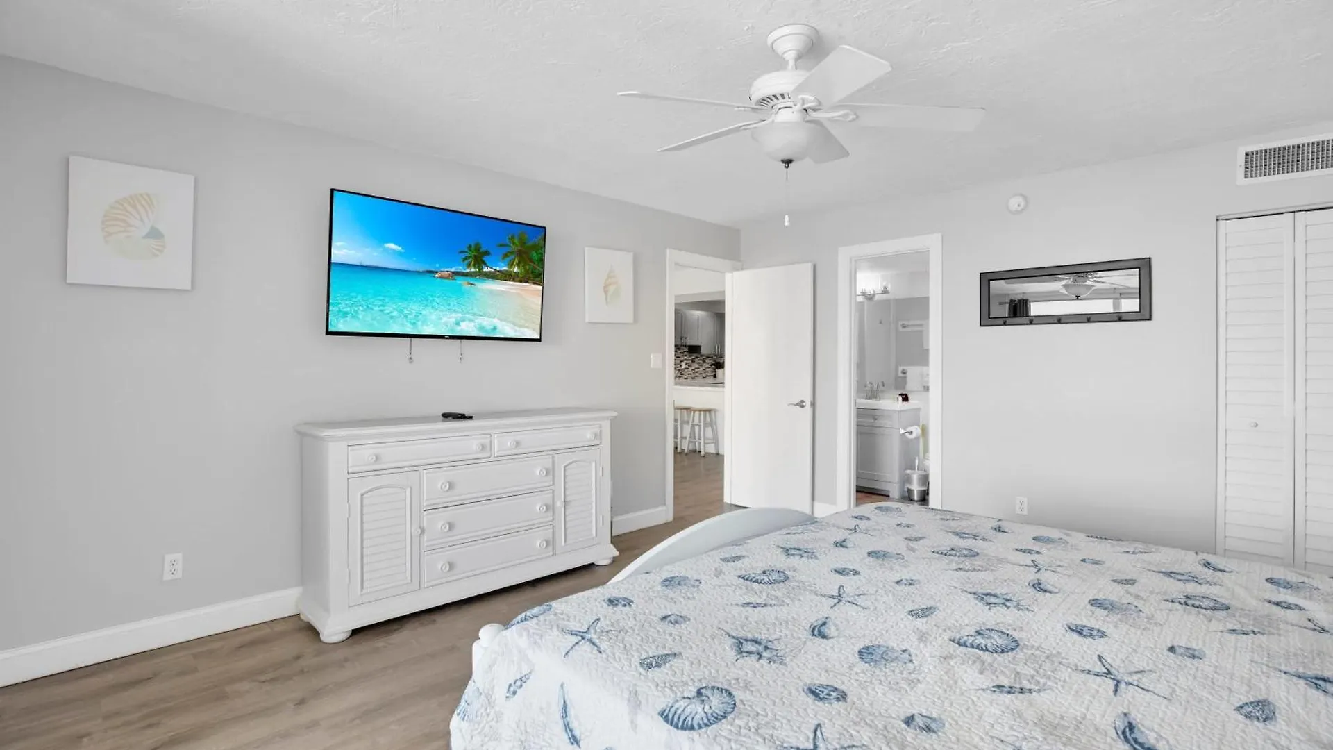 Holiday home Florida - Spacious Updated Waterfront Condo 2X2 Pool Dock Key West