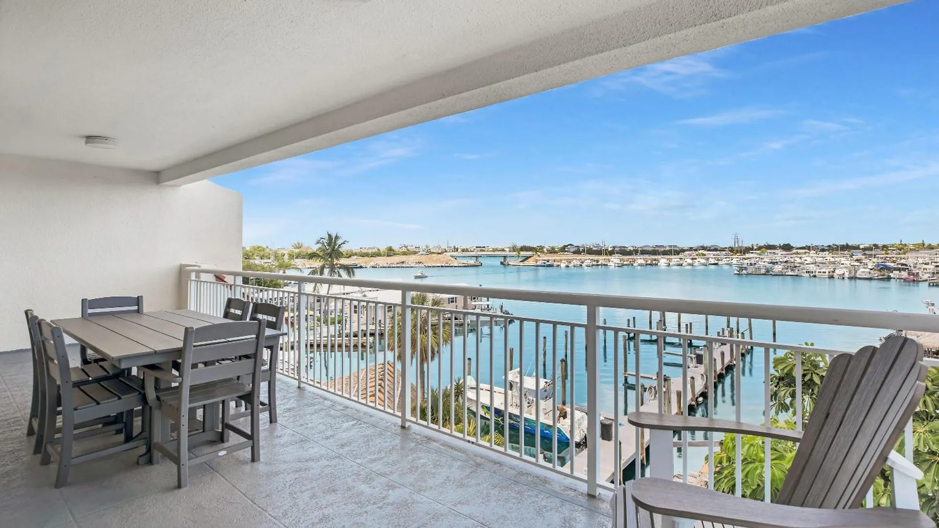 Florida - Spacious Updated Waterfront Condo 2X2 Pool Dock Key West 0*,  United States
